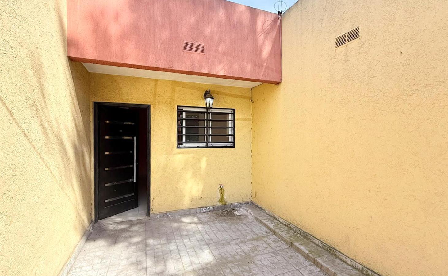 Foto de DEPARTAMENTO - 2 AMBIENTES- MERLO SUR, imagen 1