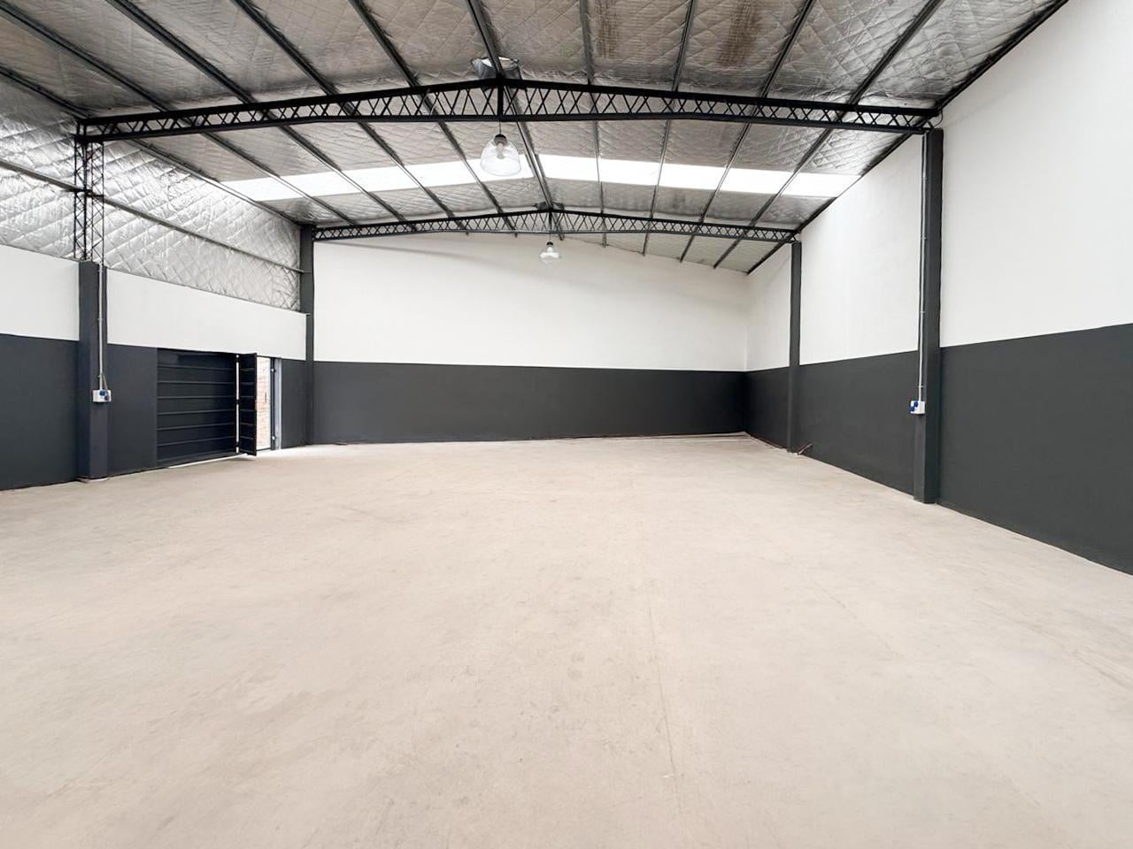 Foto de GALPON A ESTRENAR 300 MTS2 - LIBERTAD, imagen 5