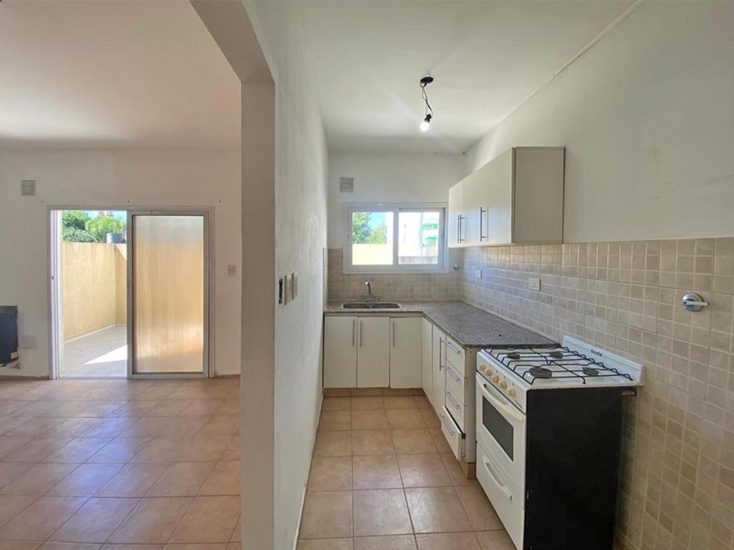 Foto de DEPARTAMENTO- 3 AMBIENTES - MERLO CENTRO, imagen 3