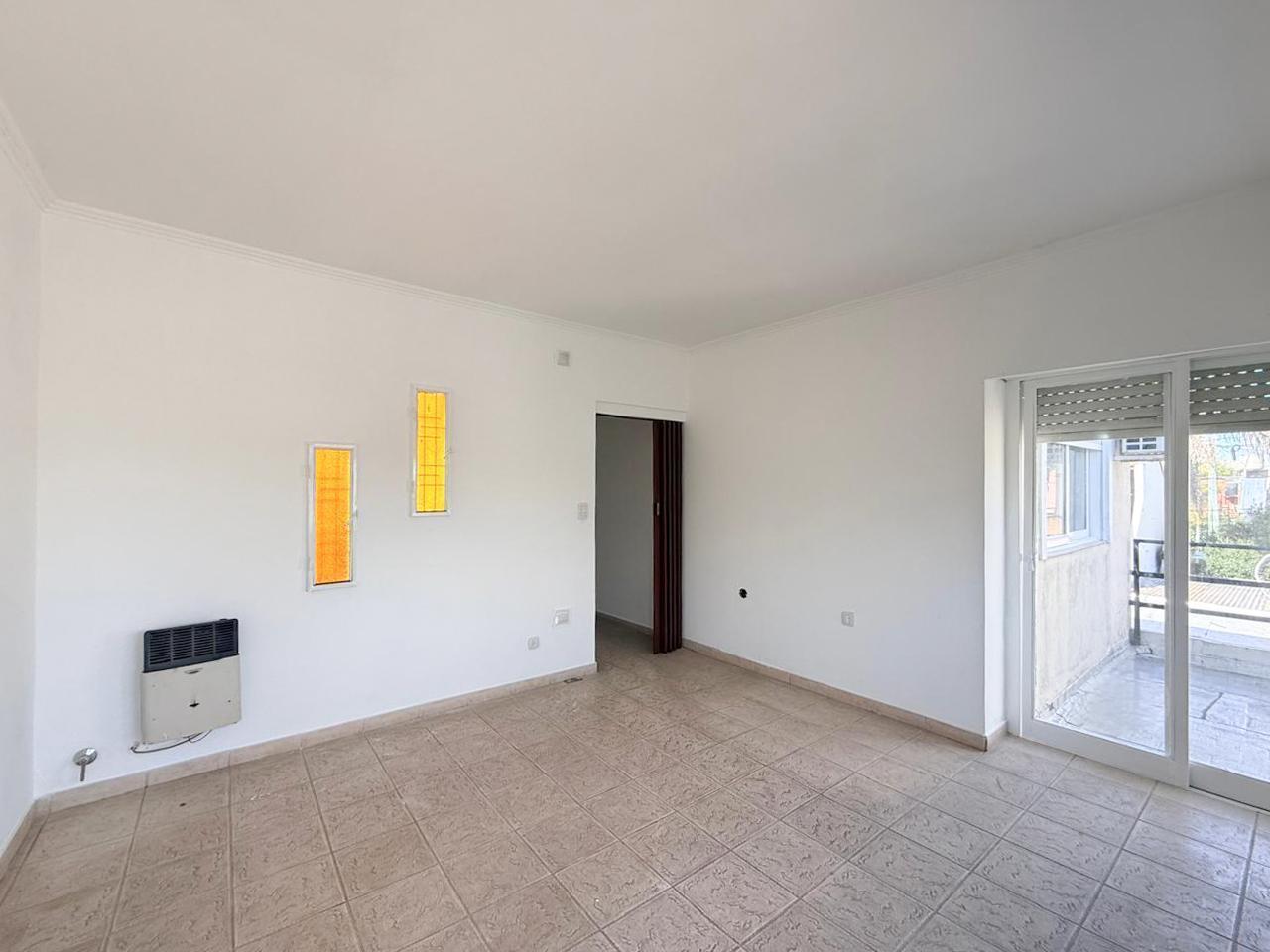 Foto de DEPARTAMENTO CON COCHERA - 2 AMB - MERLO NORTE, imagen 3