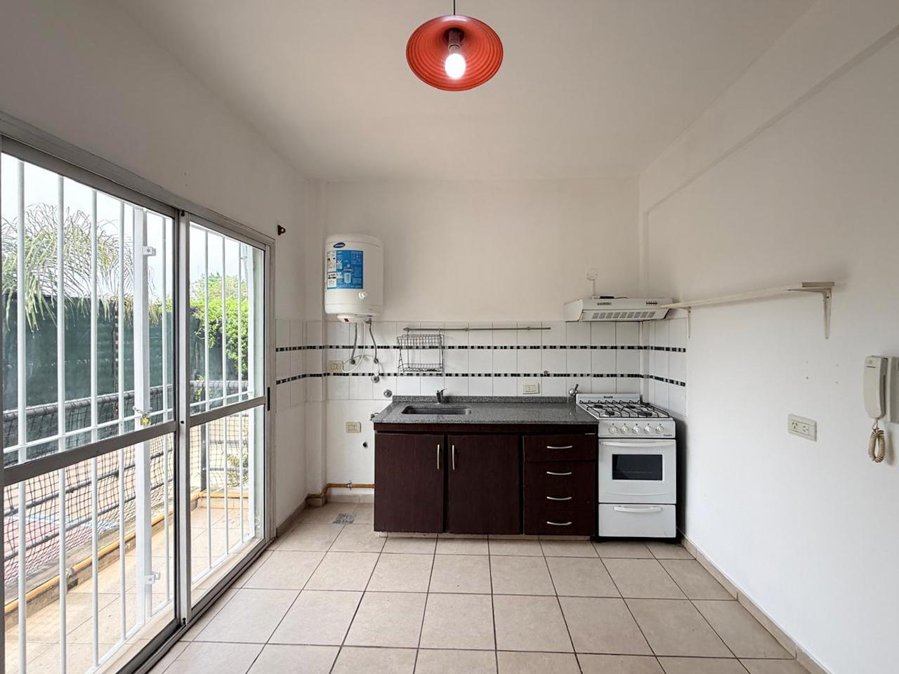 Foto de DEPARTAMENTO 3 AMB CON COCHERA - MERLO SUR, imagen 1
