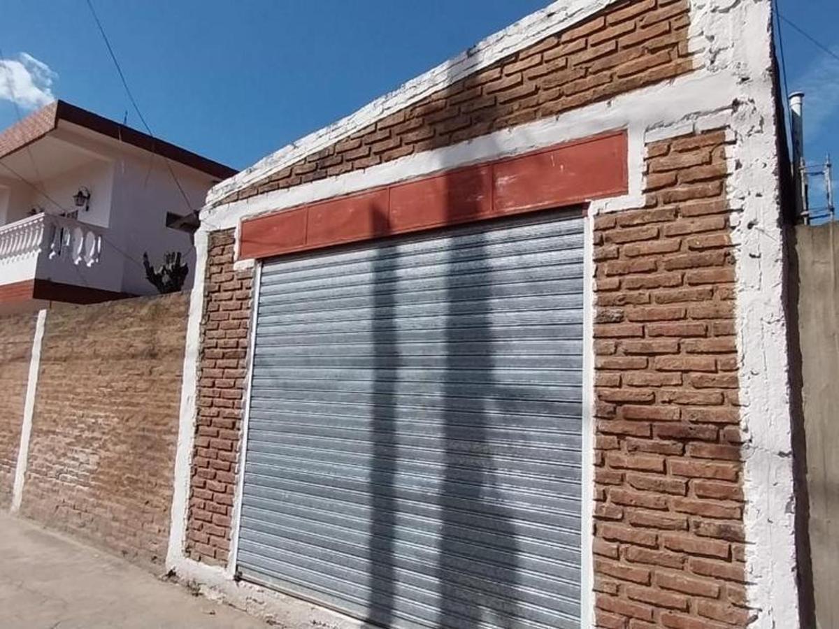 Foto de VENTA EN BLOQUE 2 VIVIENDAS MAS LOCAL - IDEAL INVERSION O FAMILIA, imagen 3