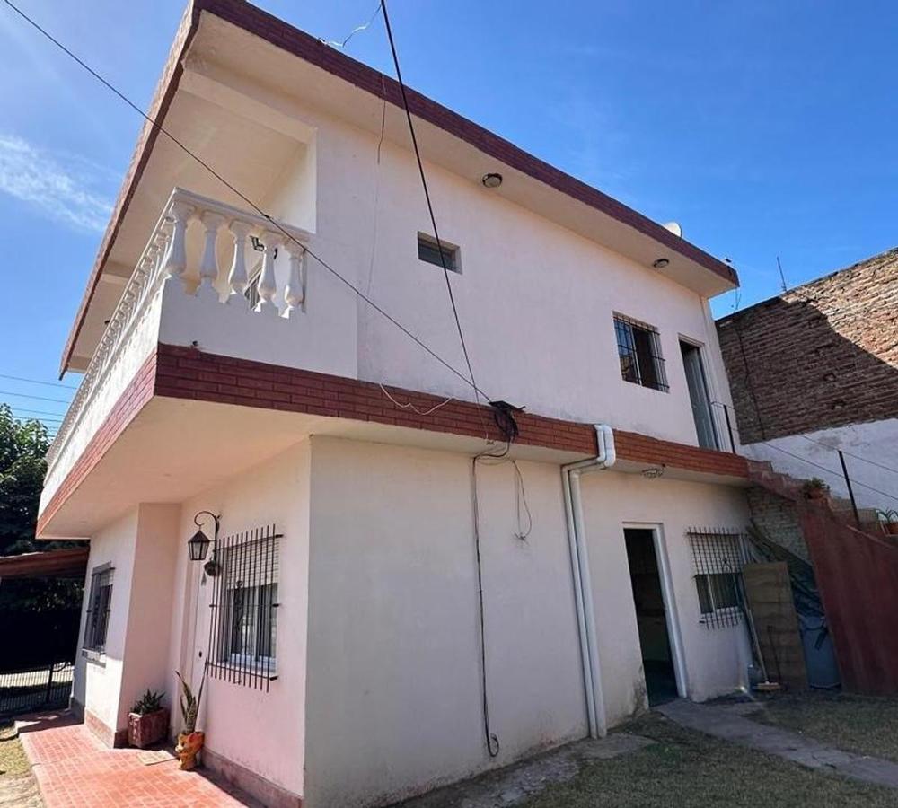 Foto de VENTA EN BLOQUE 2 VIVIENDAS MAS LOCAL - IDEAL INVERSION O FAMILIA, imagen 4
