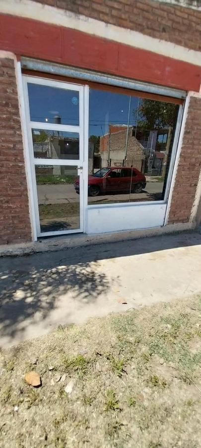 Foto de VENTA EN BLOQUE 2 VIVIENDAS MAS LOCAL - IDEAL INVERSION O FAMILIA, imagen 5
