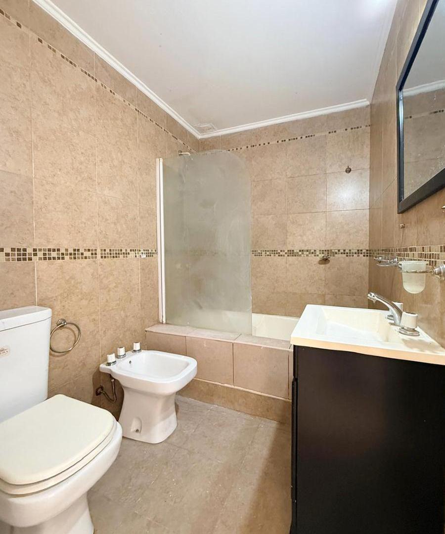 Foto de DEPARTAMENTO - 2 AMBIENTES CON COCHERA - MERLO SUR, imagen 5