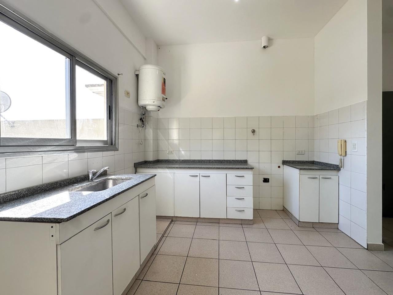 Foto de DEPARTAMENTO - 2 AMBIENTES - MERLO SUR, imagen 1