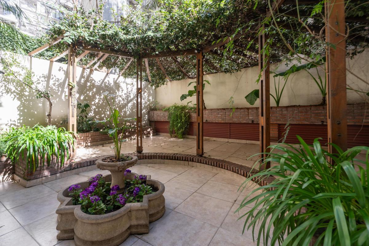 Venta " Semipiso Al Frente Recoleta 2