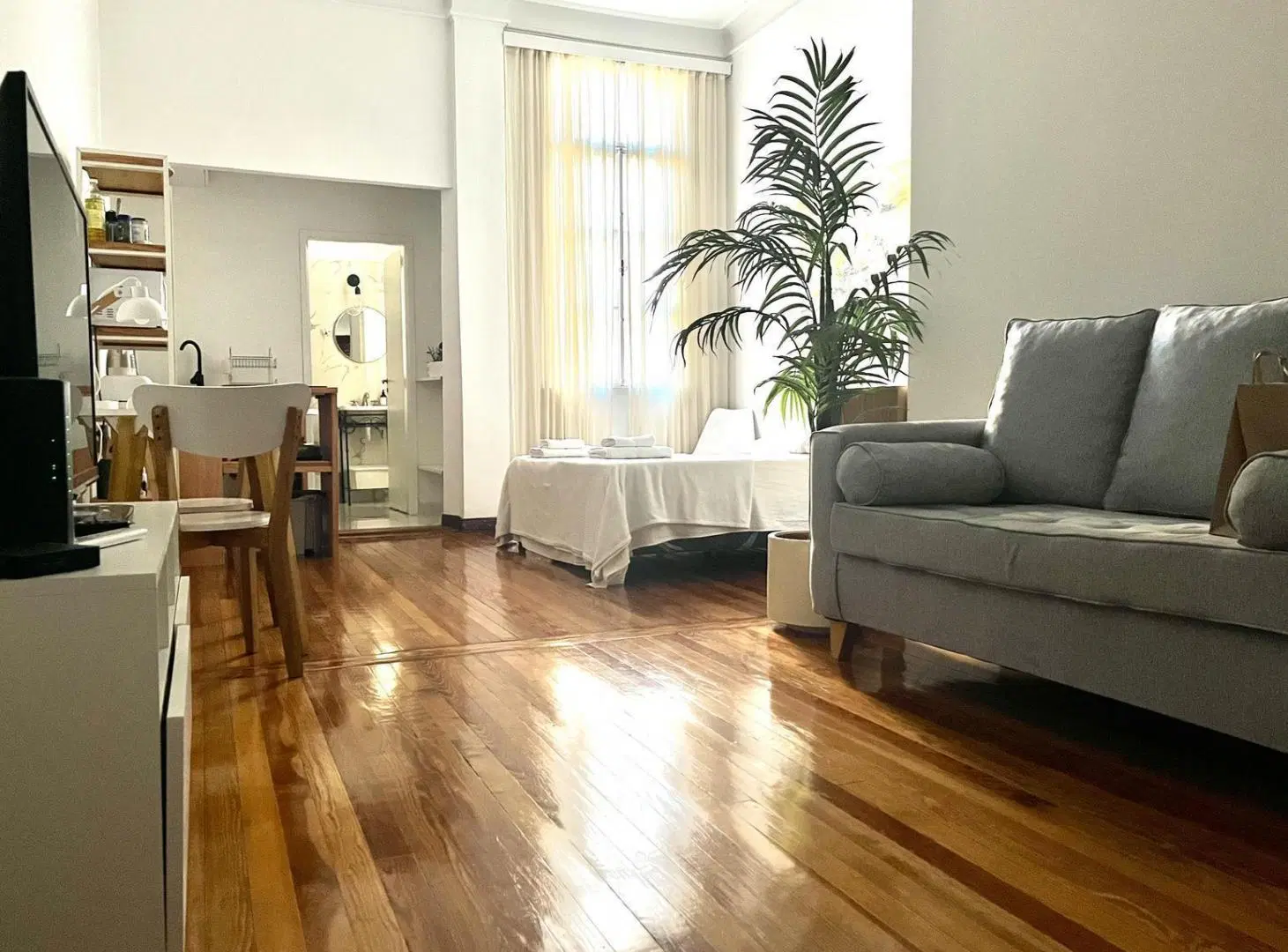 Hermoso departamento en Alquiler Temporario - Amplio monoambiente 2