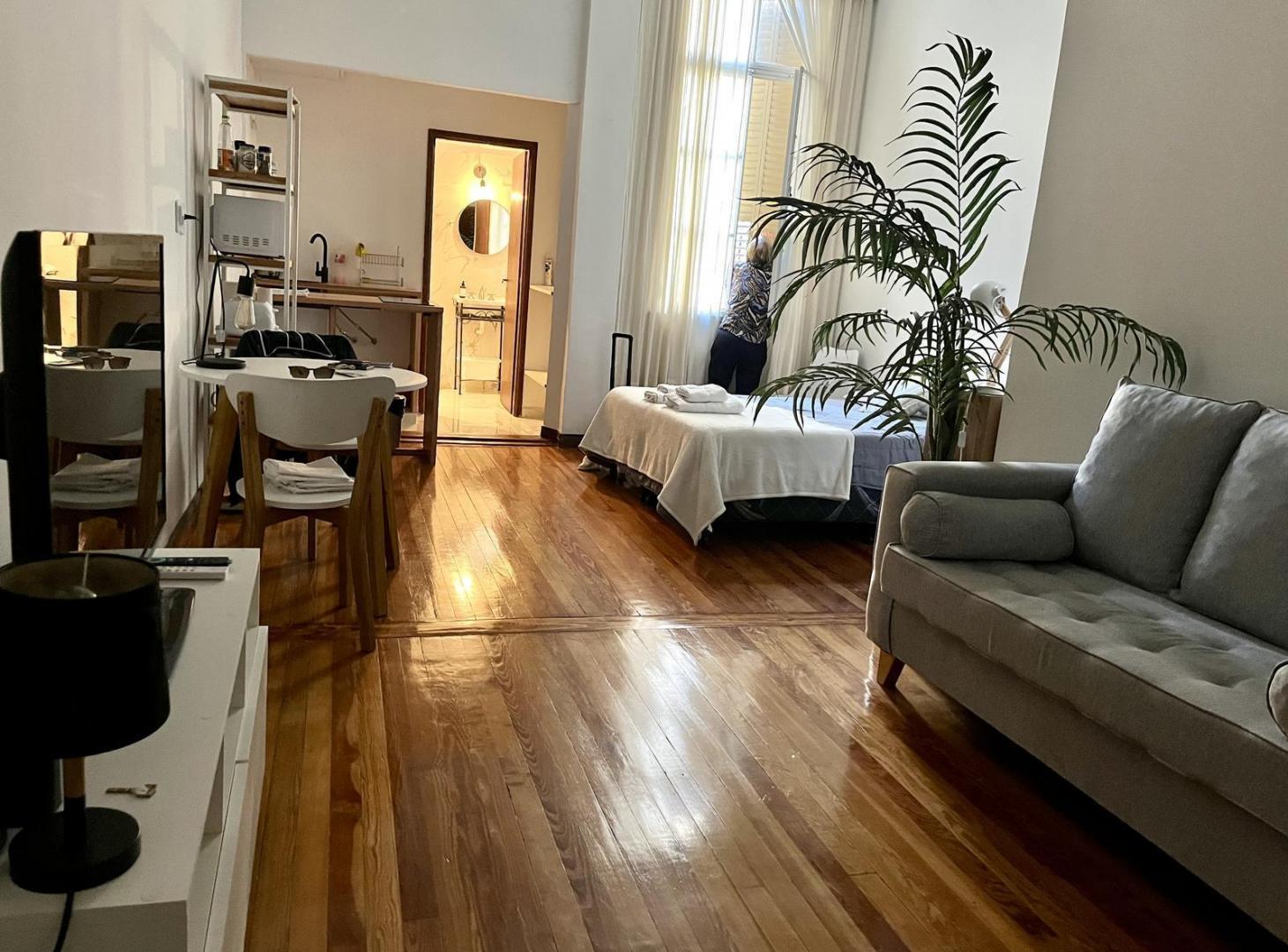 Foto de Hermoso departamento en Alquiler Temporario - Amplio monoambiente, imagen 5