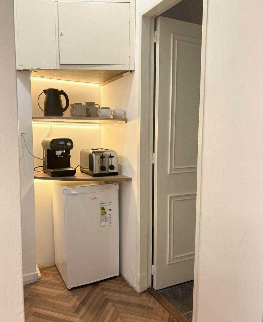Foto de Hermoso y cómodo monoambiente en alquiler temporario - Excelente Zona - Recoleta, imagen 3