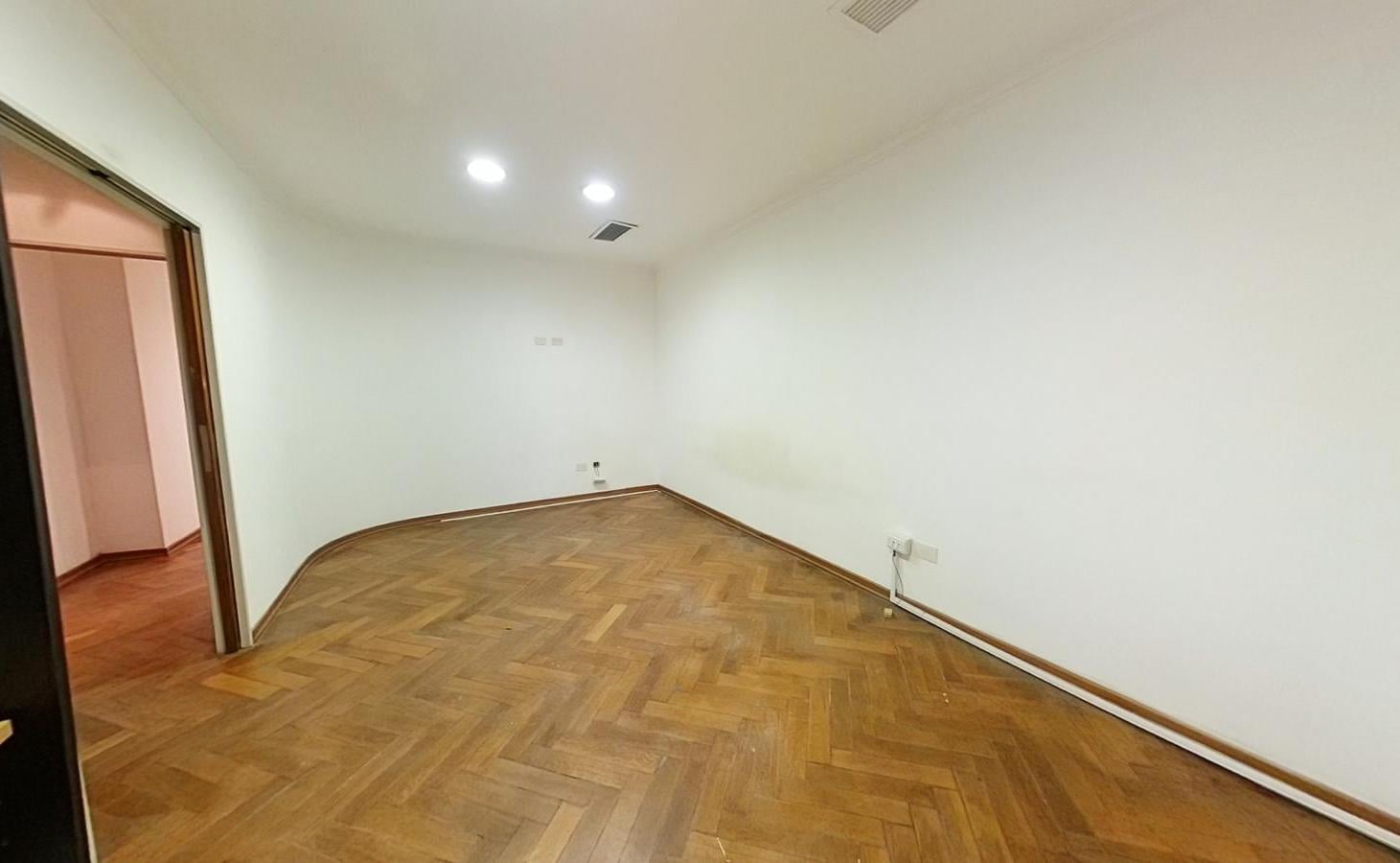 Foto de Oficina en excelente edificio - 75m2 - Seguridad 24hs-, imagen 5