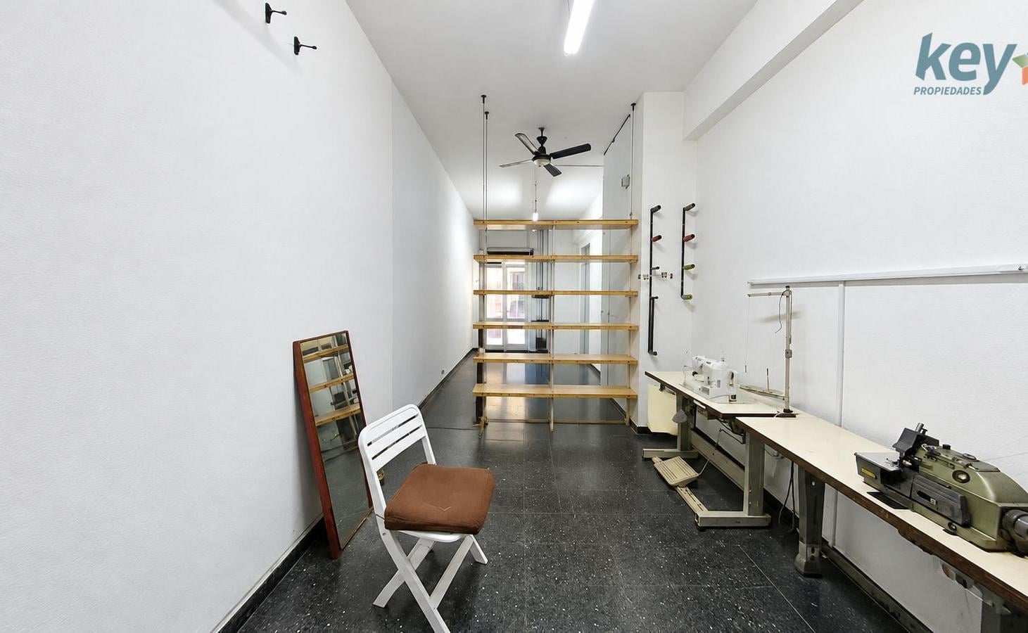 Foto de Local comercial en excelente ubicación - Recoleta., imagen 2