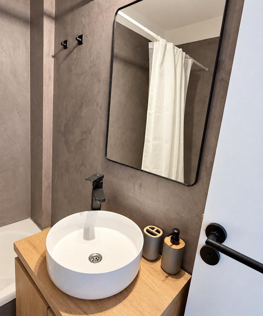 Foto de Hermoso 2 ambientes - Amoblado y equipado - Excelente ubicación, imagen 3