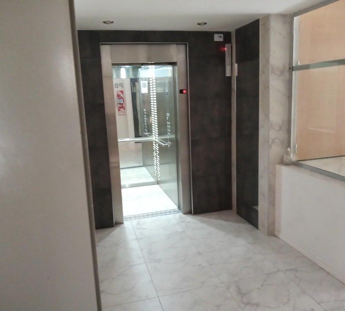1 Ambiente a Estrenar Aranguren 2300 Flores 4