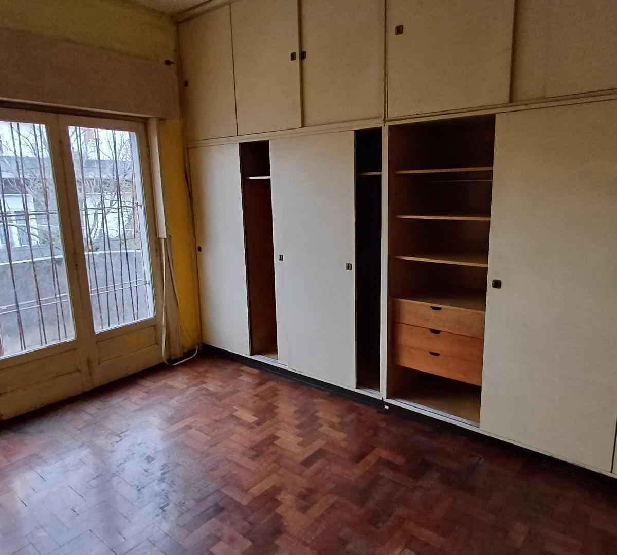 Galpon con Vivienda Oportunidad! Miralla Al 2100 Mataderos 1
