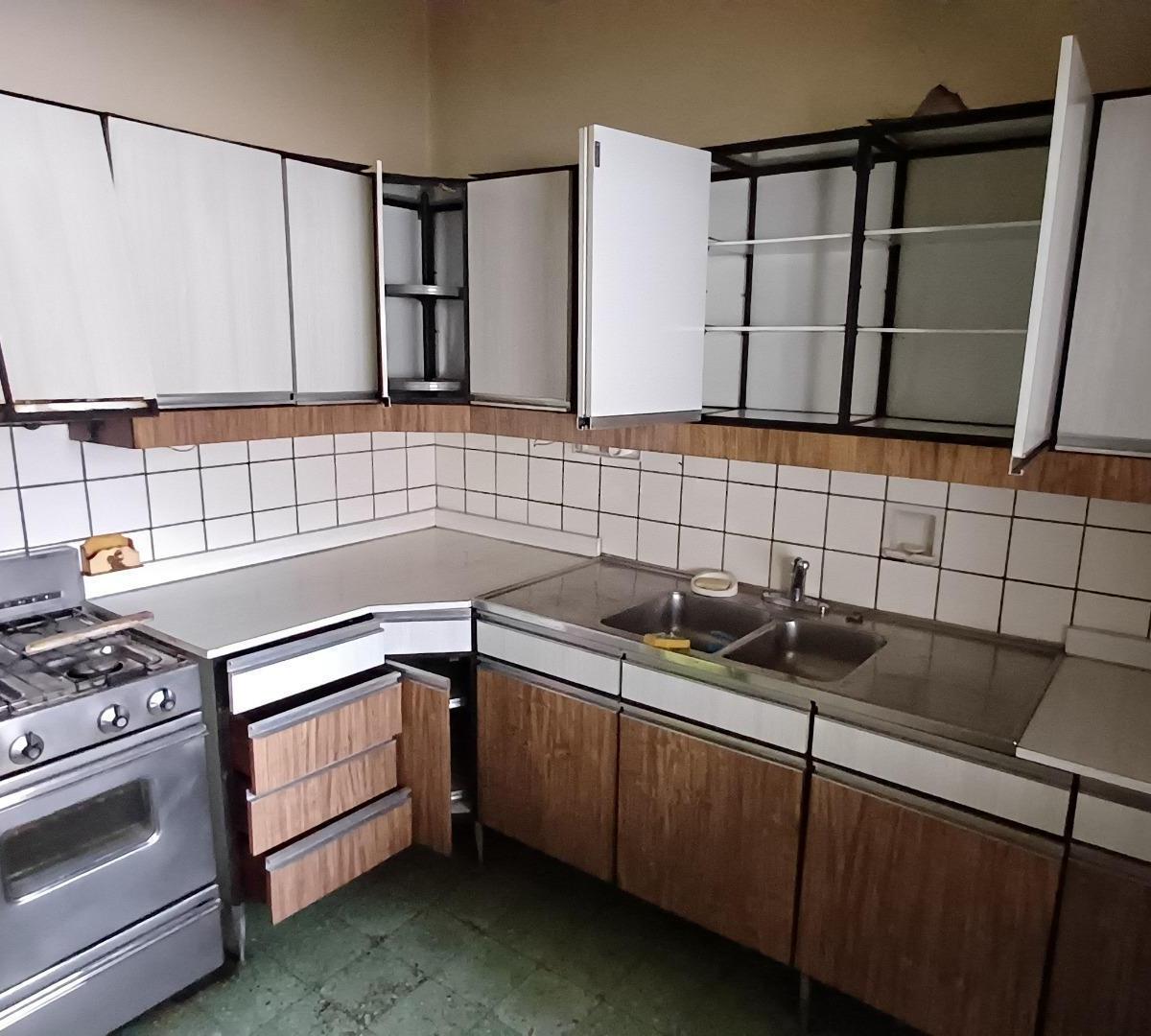 Galpon con Vivienda Oportunidad! Miralla Al 2100 Mataderos 4