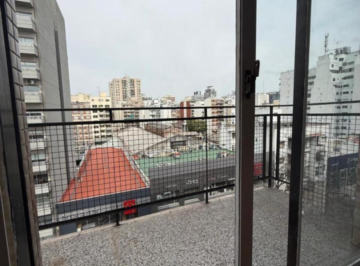 2 AMBIENTES CON BALCON AL FRENTE-AV.RIVADAVIA 6100 CABALLITO 1