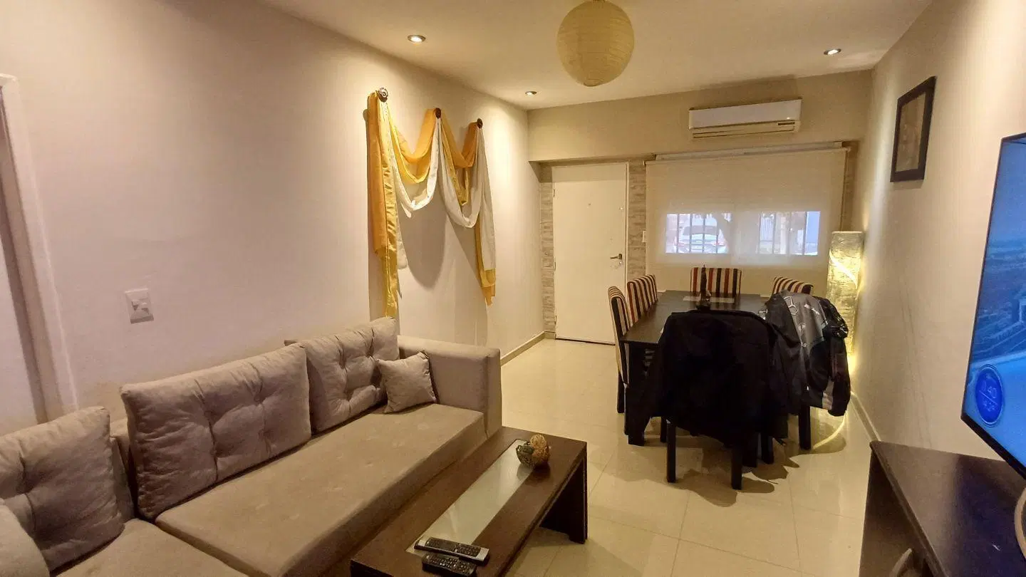 Casa 3 ambientes. | Europa al 300 1