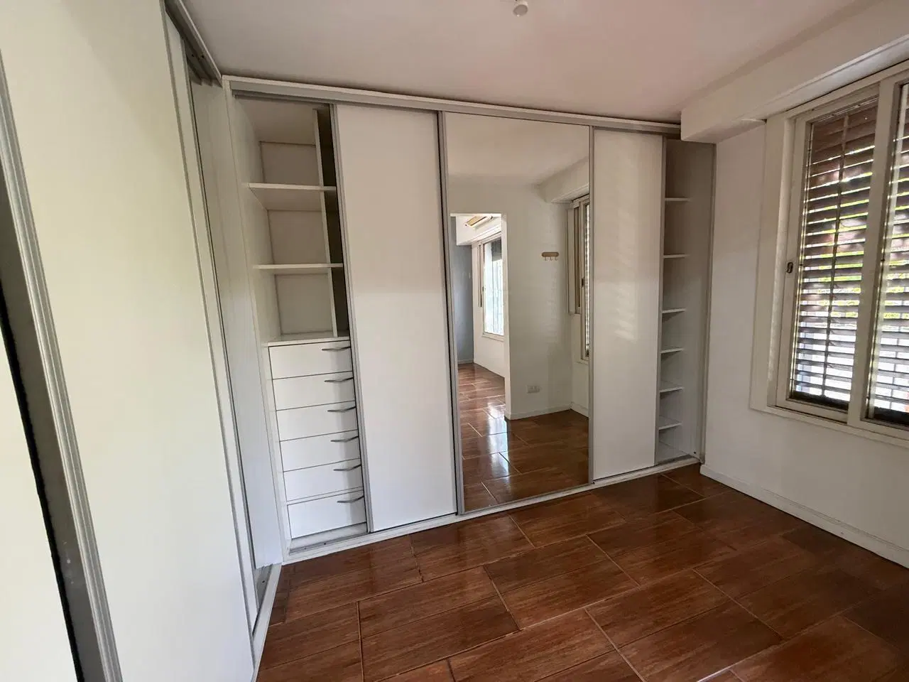Casa 3 ambientes. | BERMUDEZ al 3400 3