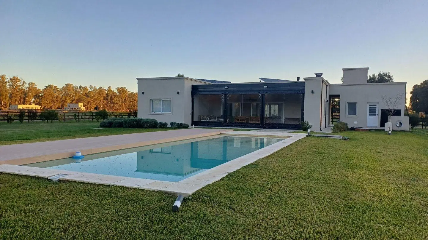 Casa 4 ambientes. | Bernardino Rivadavia al KM 14,00 1