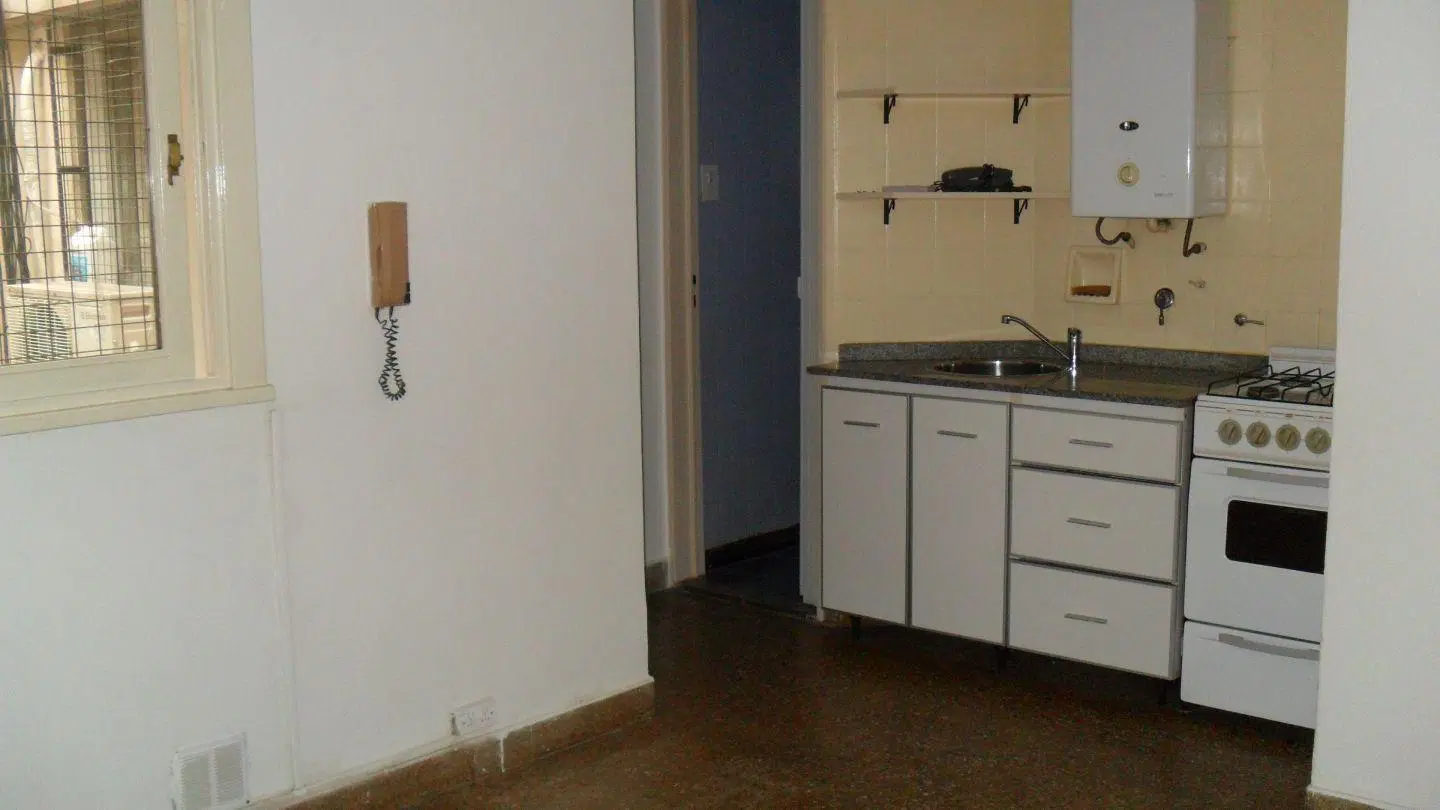 Departamento 2 ambientes. | YERBAL al 600 2