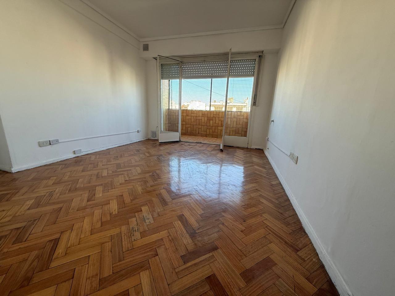 Foto de Departamento 3 ambientes. | Rivadavia al 5500, imagen 2