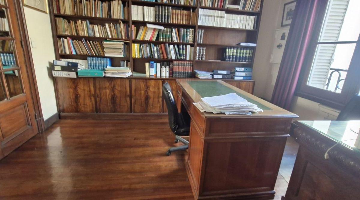 Departamento 8 Ambientes. | Tucuman Al 1400 1