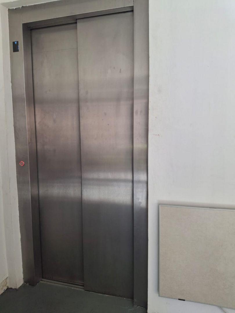 Foto de Casa 9 ambientes. | LACROZE, FEDERICO, AV. al 2000, imagen 3