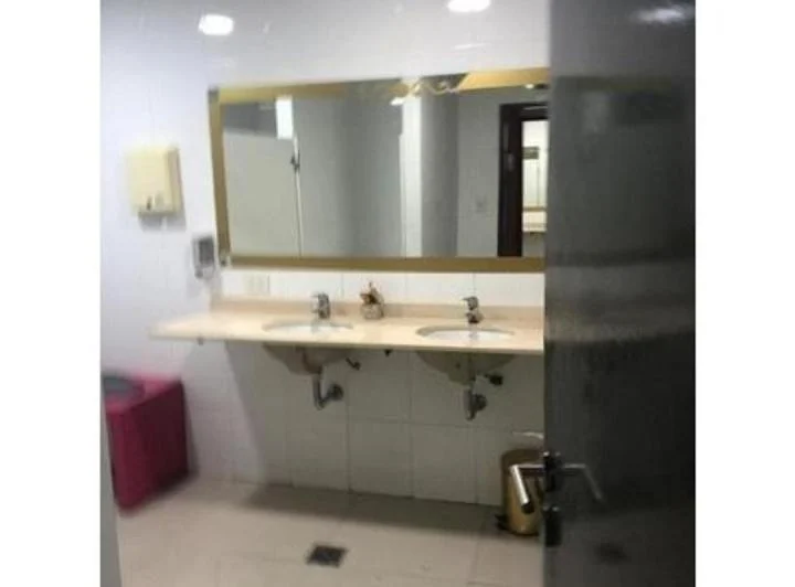 Venta OFICINAS 390 mts  con renta- Villa del Parque 2