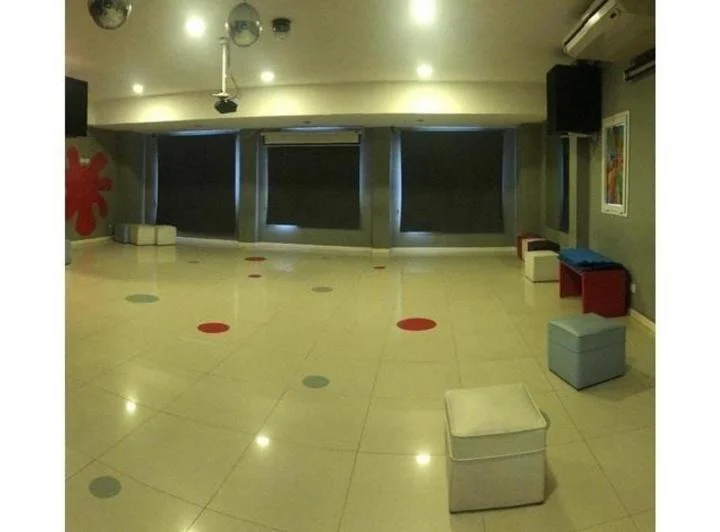 Venta OFICINAS 390 mts  con renta- Villa del Parque 5