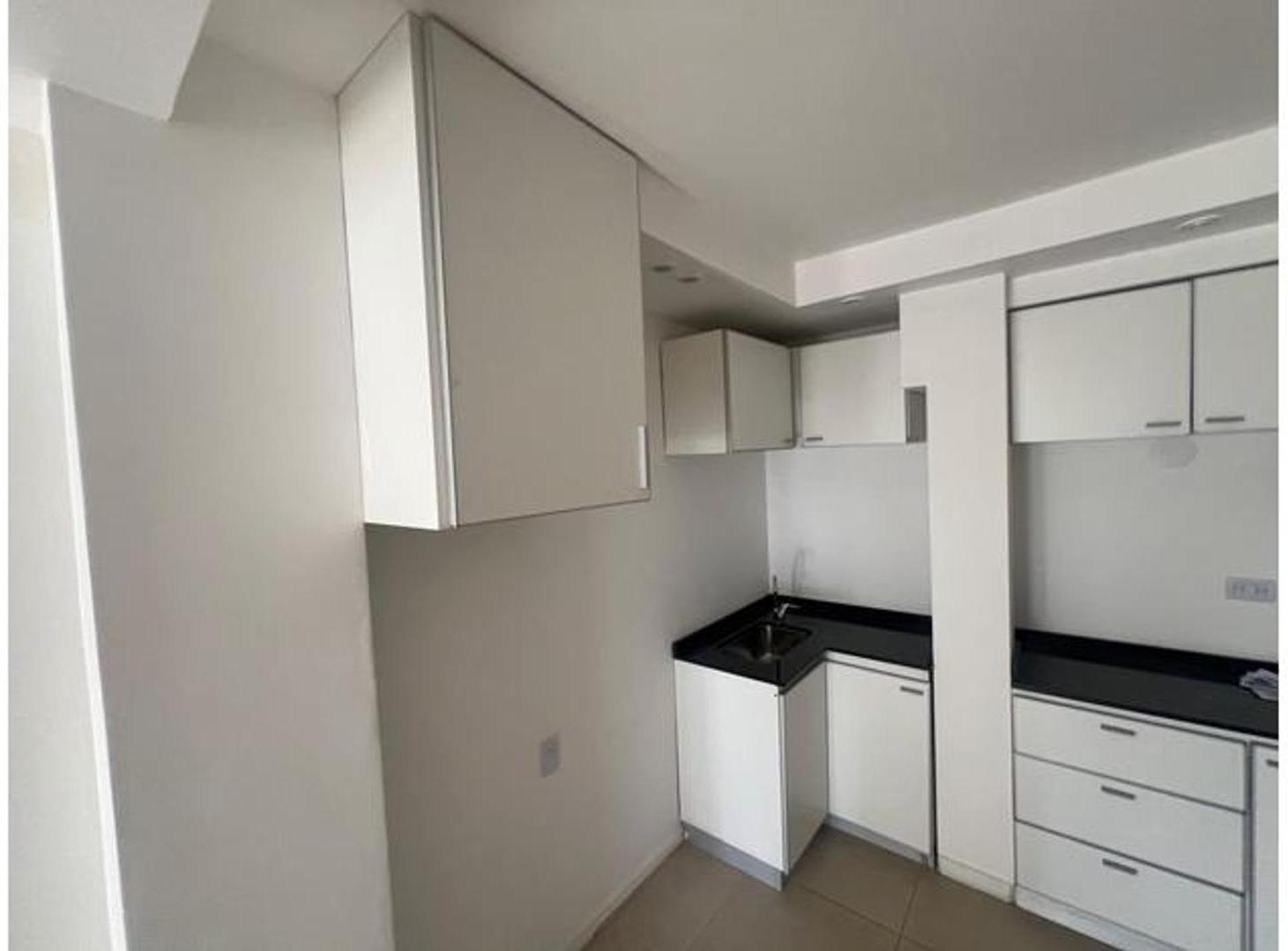Foto de Departamento 2 amb super amplios piso alto Pileta y SUM, imagen 1