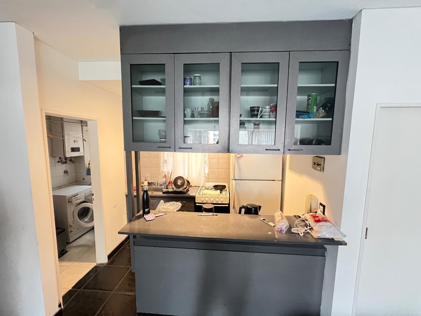 Foto de Departamento 2 amb.- lavadero y parrilla propia y COCHERA, imagen 4