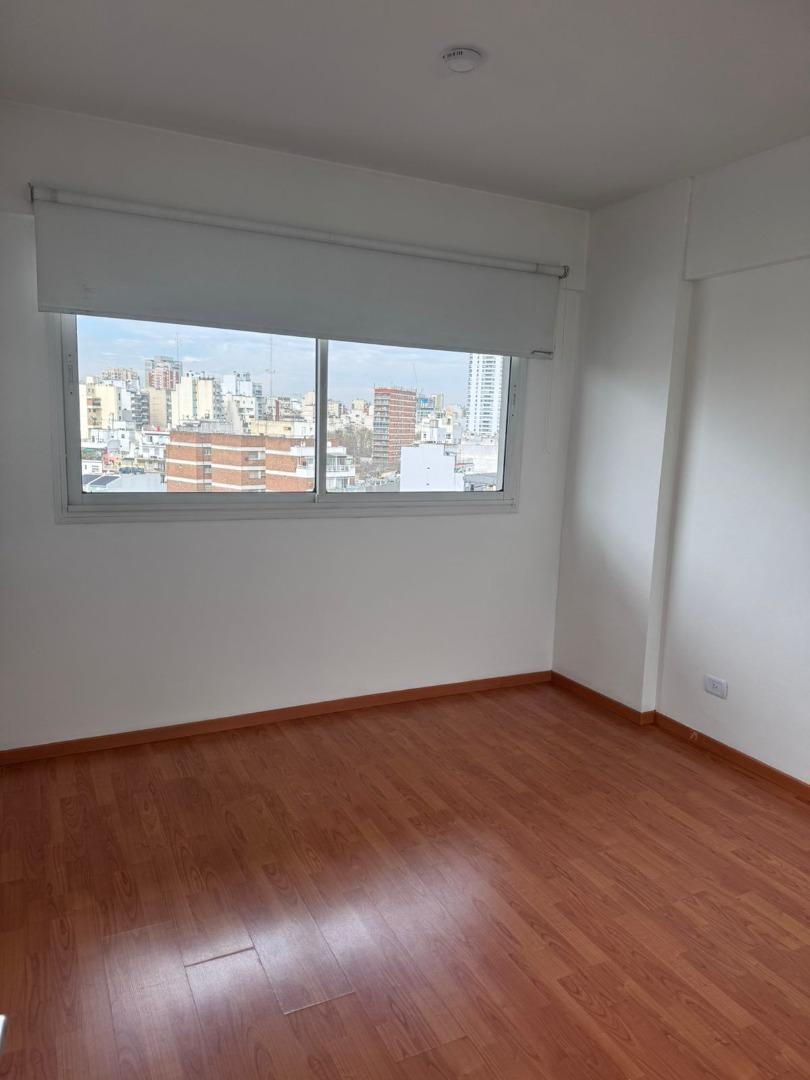 Foto de ALQUILER 2 AMBIENTES CON PILETA Y COCHERA -CABALLITO, imagen 3