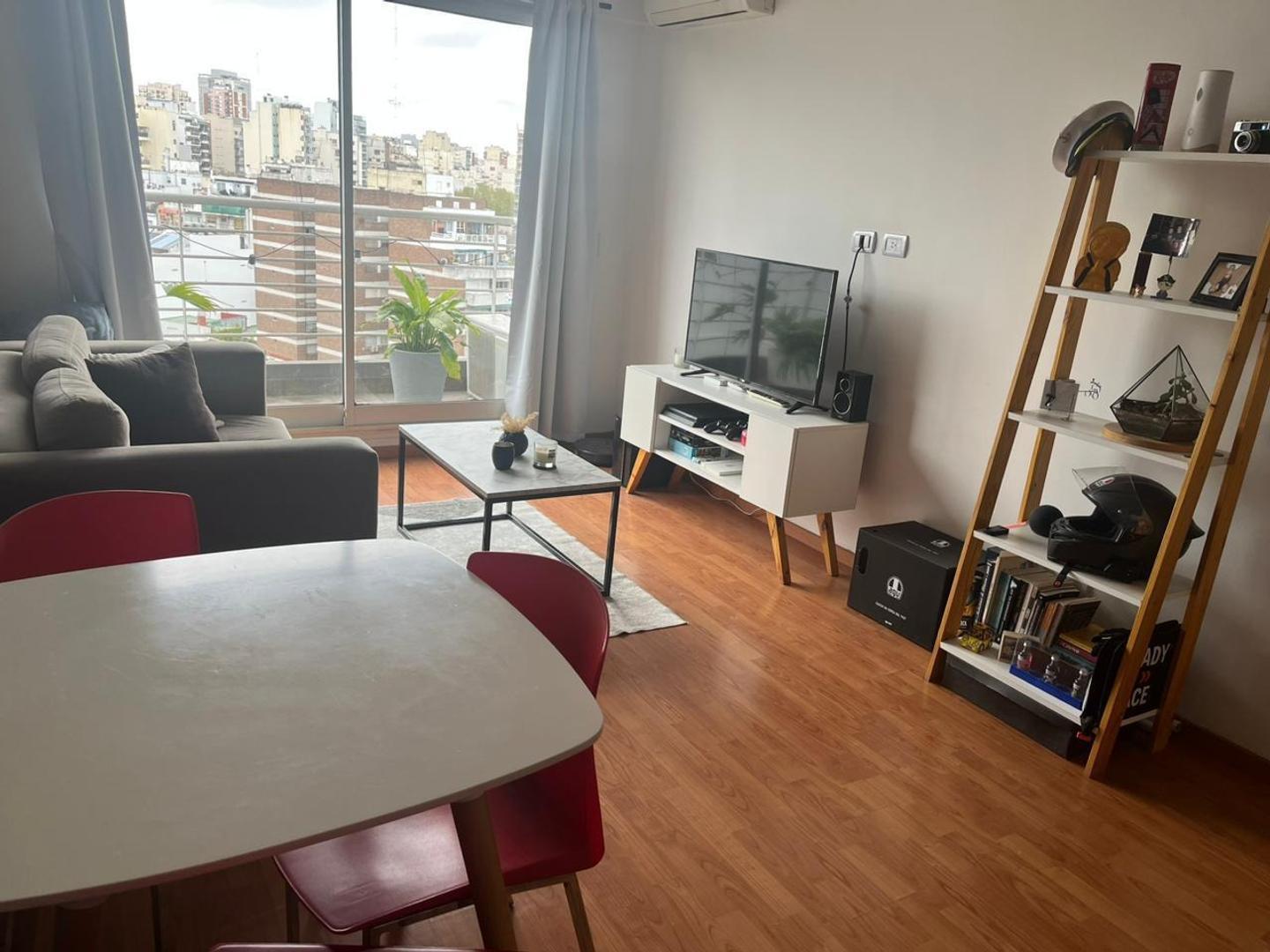 Foto de VENTA 2 AMBIENTES CABALLITO CON PILETA Y COCHERA, imagen 4