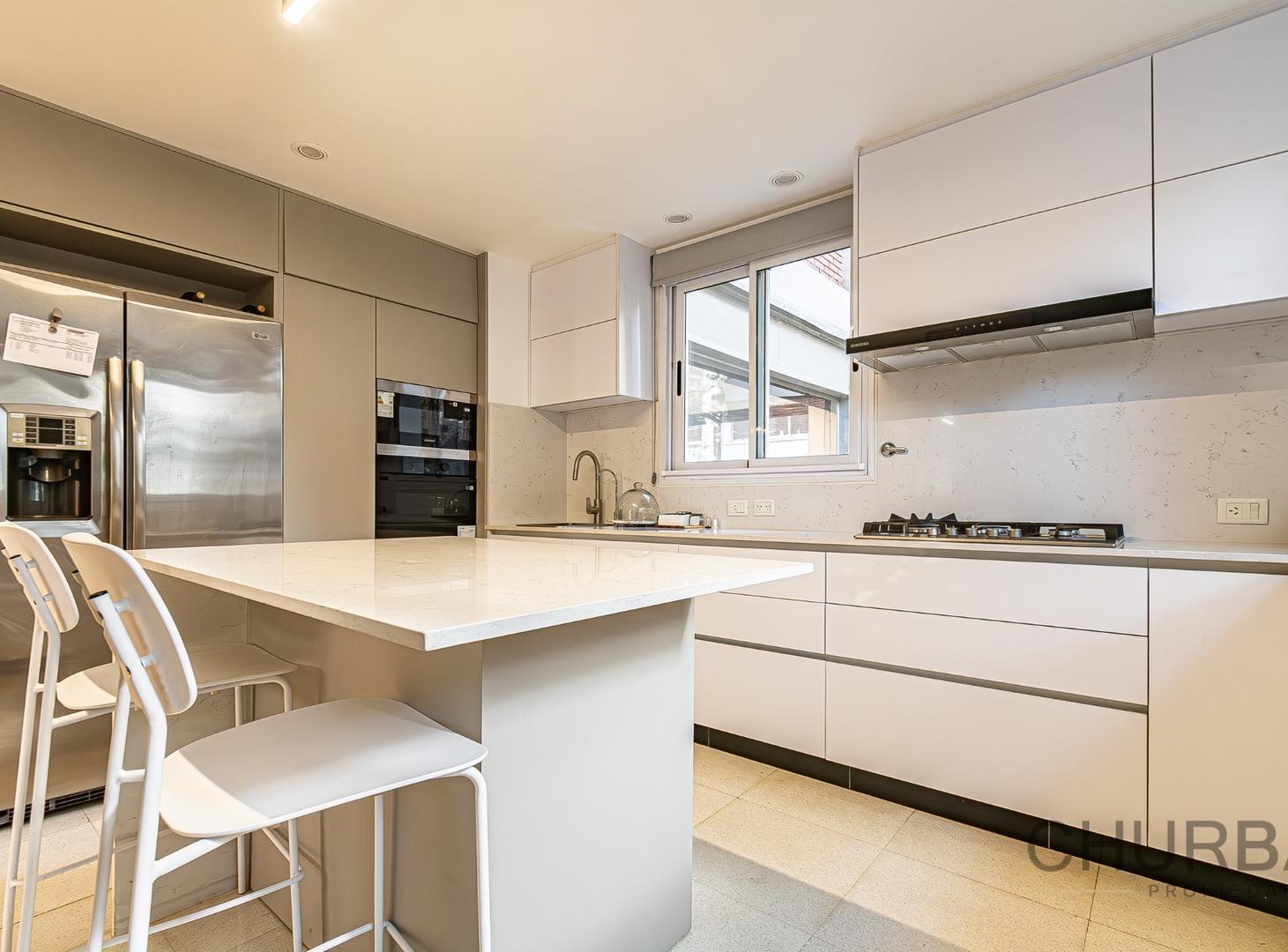 Foto de exclusivo 6 amb. Amplios - cocina reciclada- mejor zona de B, imagen 1