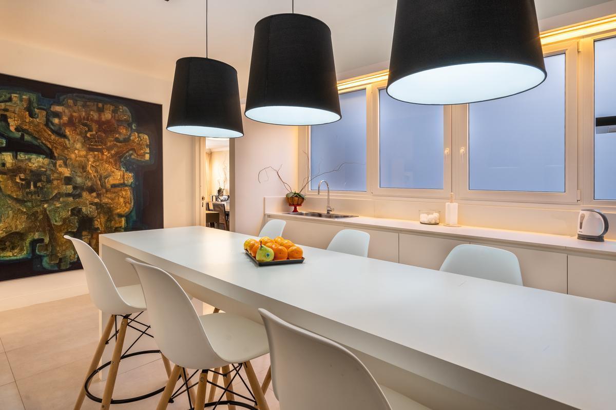 Venta de Piso de 6 Ambientes C/ Dep. en Recoleta 1