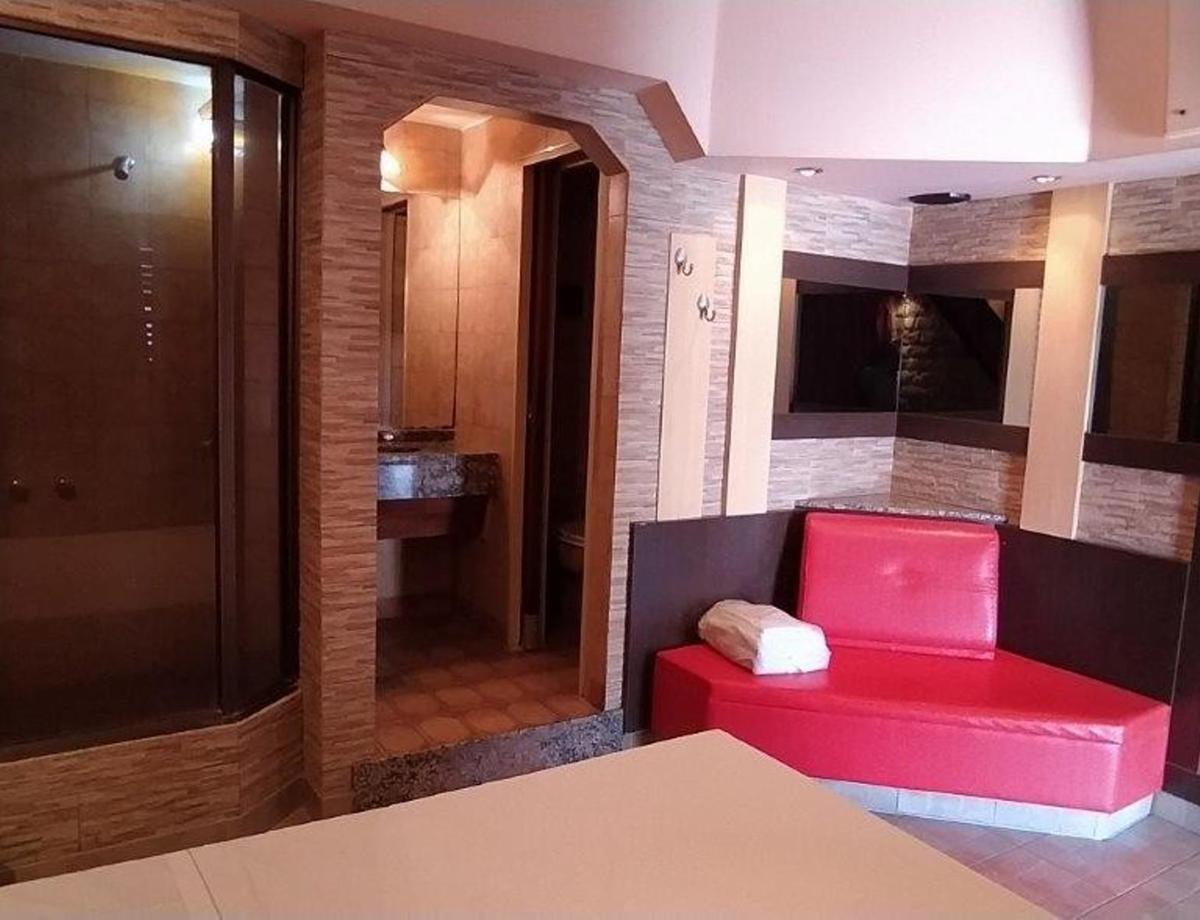 Hotel en Guillon 5