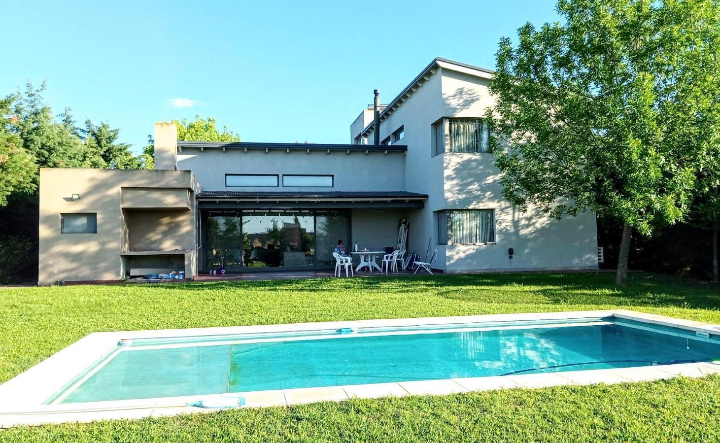 Casa en Alquiler anual en Chacras de la Reserva - CARDALES