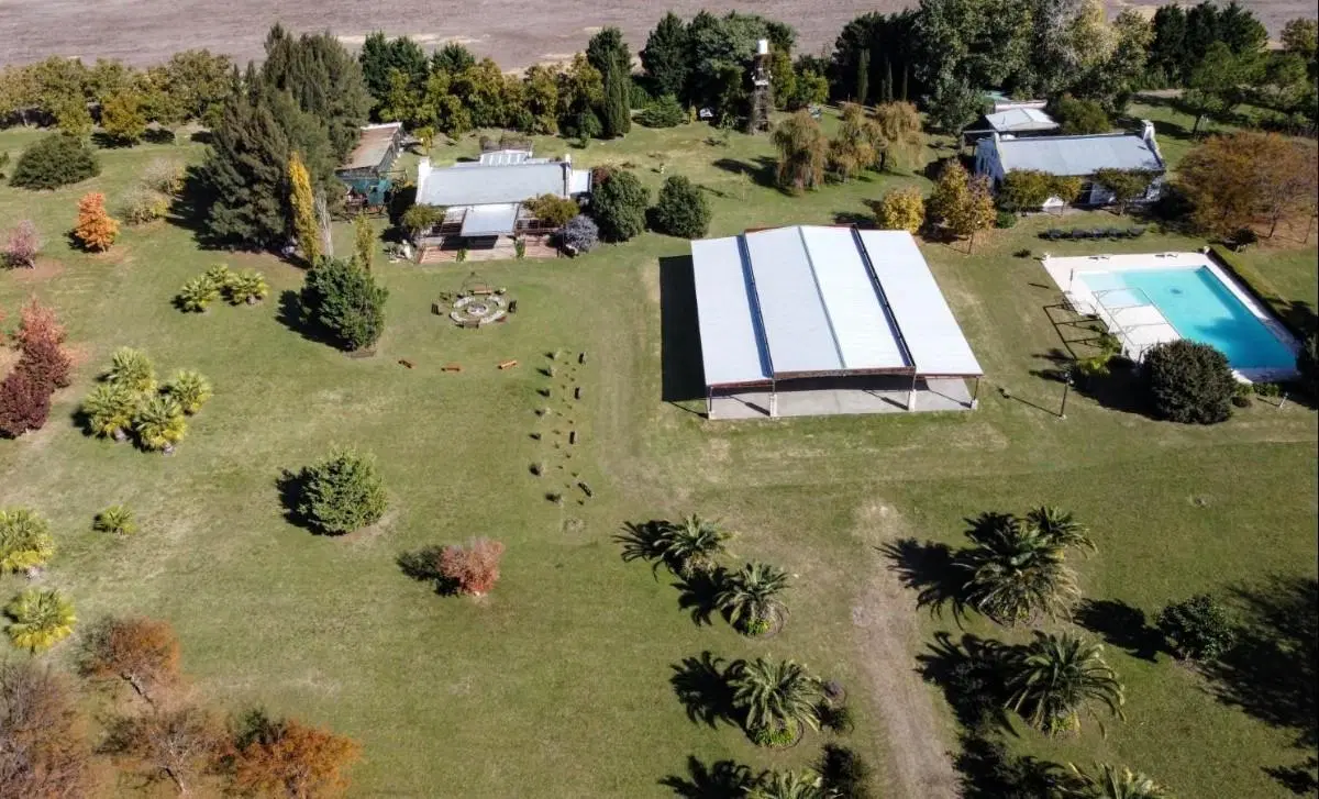 Campo de 32 ha. con infraestructura ideal Club de Polo o Equitación a 14 km. de Capilla del Señor 2