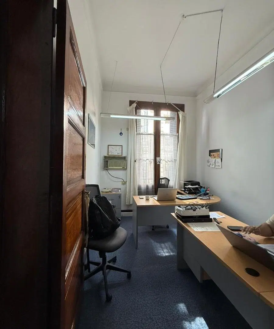 ALQUILER de Oficina de 4 ambientes en Microcentro - Esmeralda al 600 2