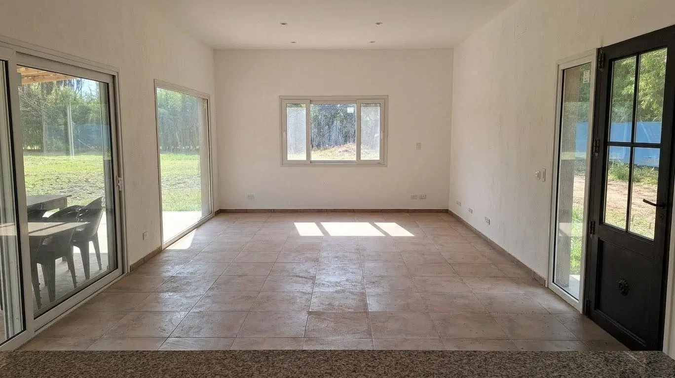 Lindísima casa a estrenar en alquiler anual en Chacras del Ocho al lado de Pilará 2