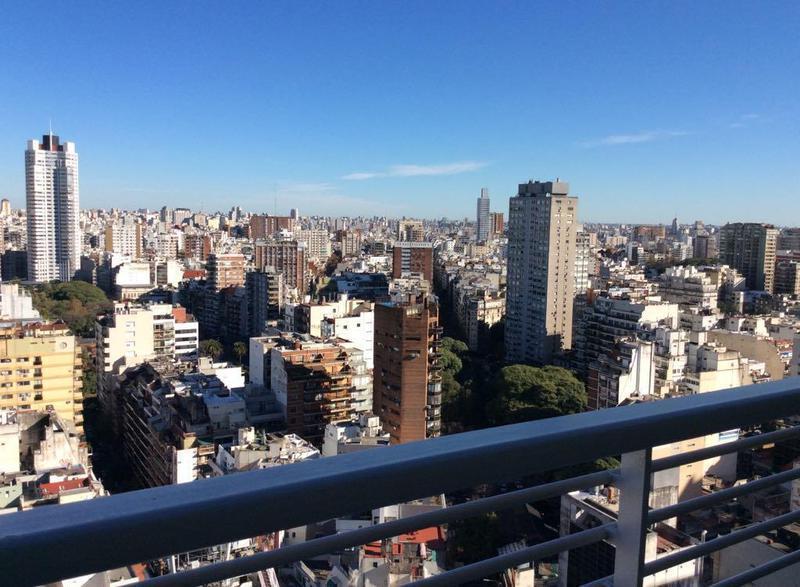 Las Plazas - Departamento 2 Amb c/ Balcón y Espectaculares Vistas - Cochera Fija