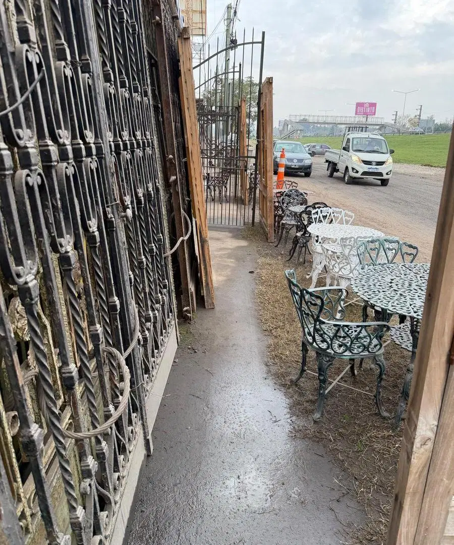 Edificio Comercial en Venta en Pilar 5
