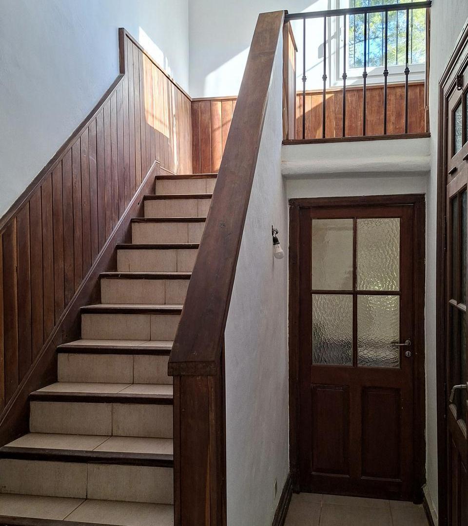 Foto de Importante casa en venta sobre lote de 2.500 m2 en Chacras del Ocho, al, imagen 2