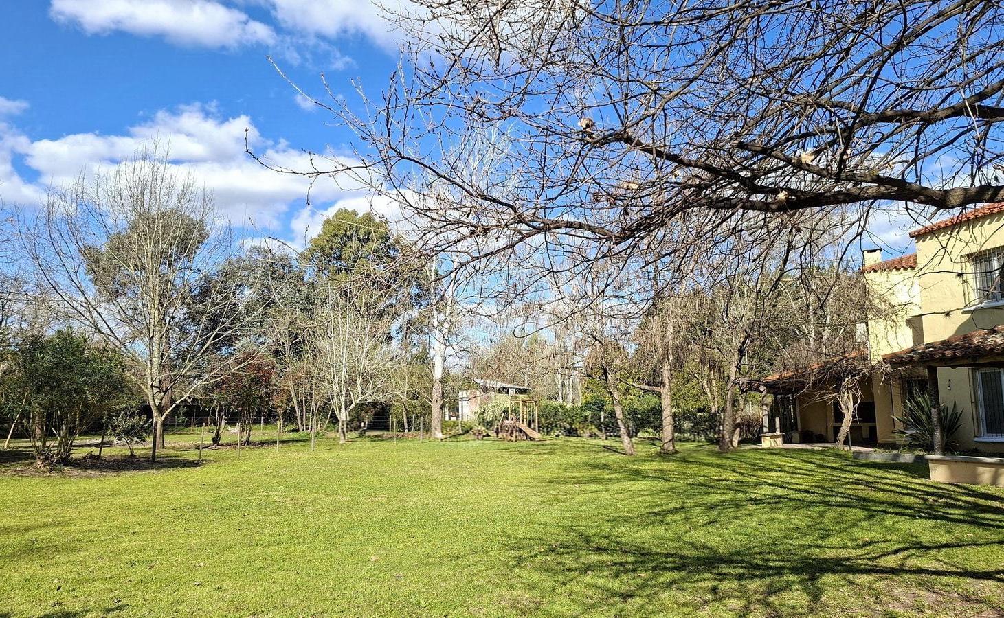 Foto de Casa de 500 m2 en venta sobre lote de 2.500 m2, Apta Crédito en Chacras, imagen 2
