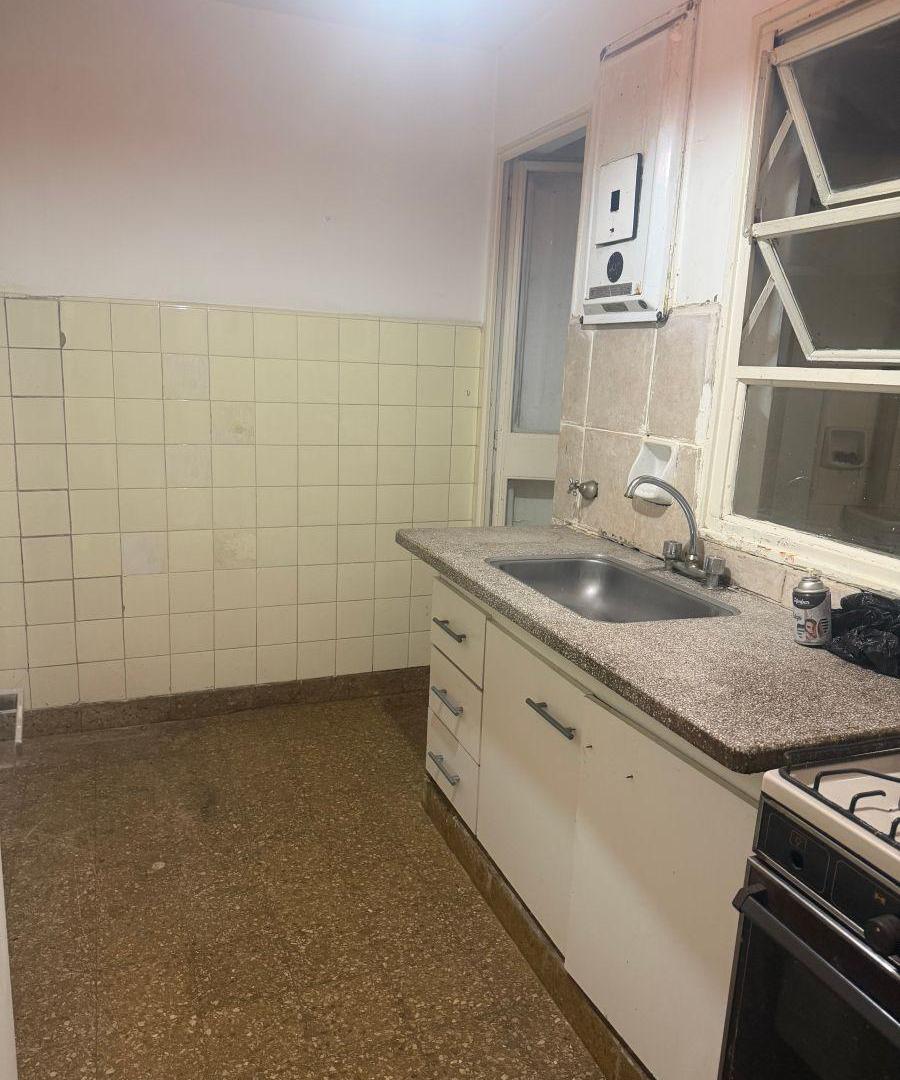 Foto de ALMAGRO - 2 AMBIENTES - AV MEDRANO AL 400, imagen 4