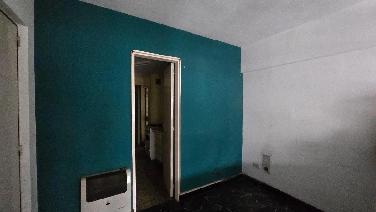Foto de CABALLITO - LOCAL COMERCIAL + VIVIENDA - AV D VELEZ 5400, imagen 3