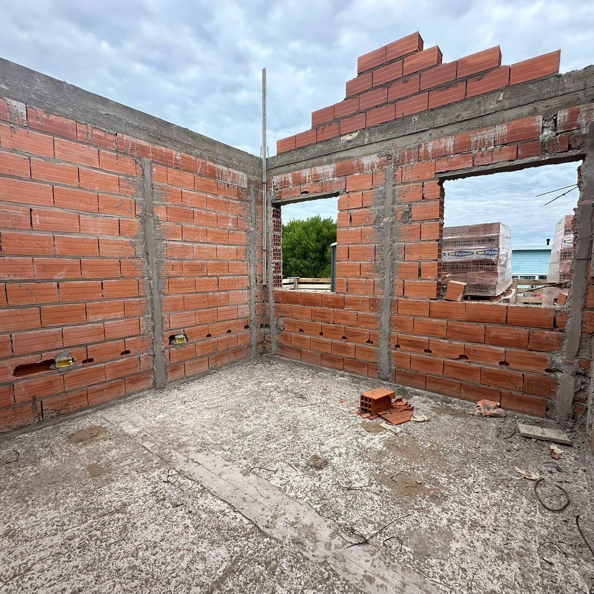 Casa a Estrenar en Costa Esmeralda, Barrio Ecuestre 3