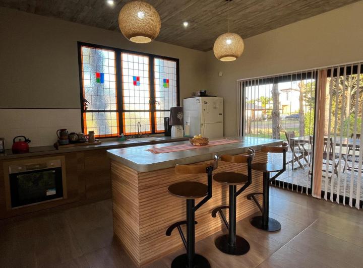 Casa en alquiler verano con pileta, parrilla, cerca del centro, barrio Nayades Pinamar 3
