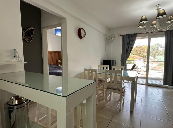 Departamento  Alquiler Pinamar centro con terraza 4